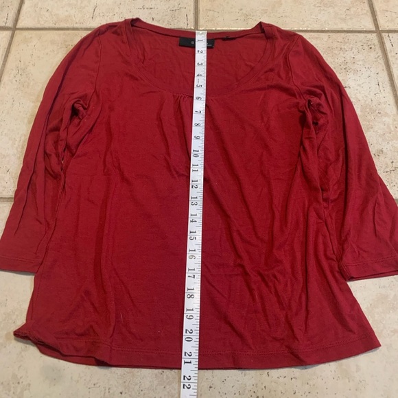 Deep Red 3/4 Sleeve Scoop Neck Top by Studio M - Picture 5 of 5